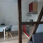아파트 Hundertmorgenfeld 33 *