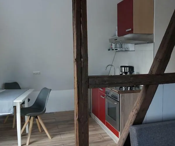 アパート Hundertmorgenfeld 33 *