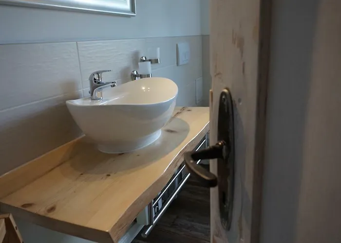 Hundertmorgenfeld 33 * ヴェルニゲローデ